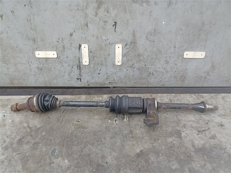Привод MITSUBISHI DIAMANTE F31A 6G73 передний правый (б/у)