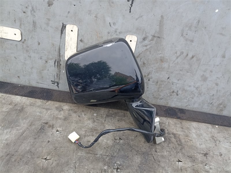 Зеркало TOYOTA HARRIER MCU10 правое (б/у)