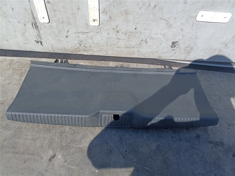 Накладка замка багажника AUDI TT FV3 (б/у)