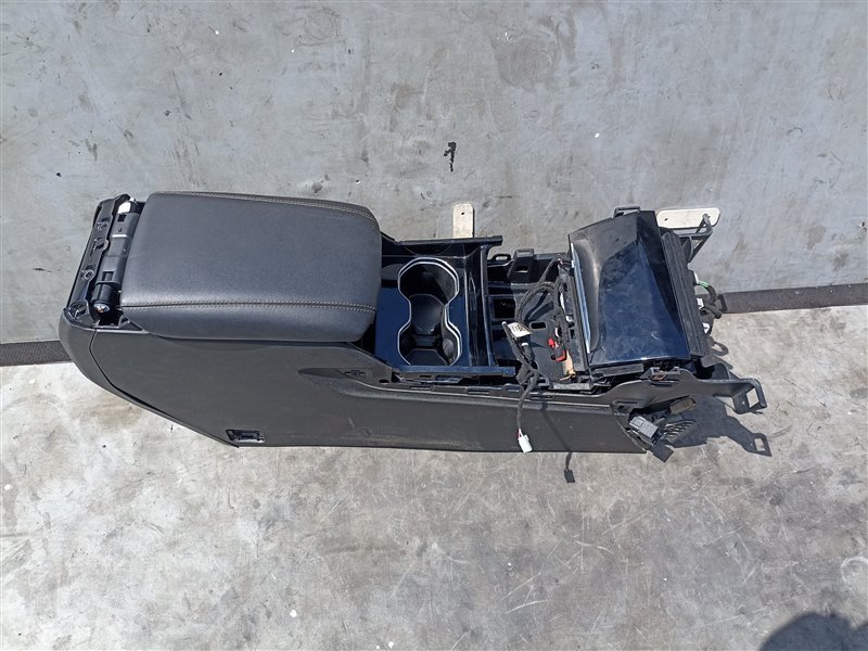 Бардачок между сиденьями JEEP GRAND CHEROKEE L WL (б/у)