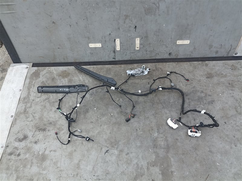 Проводка двери багажника JEEP GRAND CHEROKEE L WL ERC (б/у)