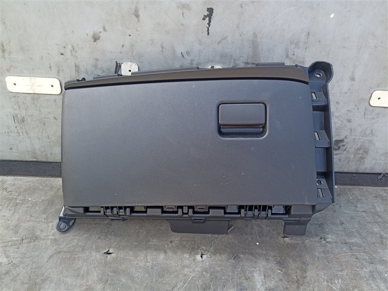 Бардачок пассажирский TOYOTA YARIS CROSS MXPB10 (б/у)