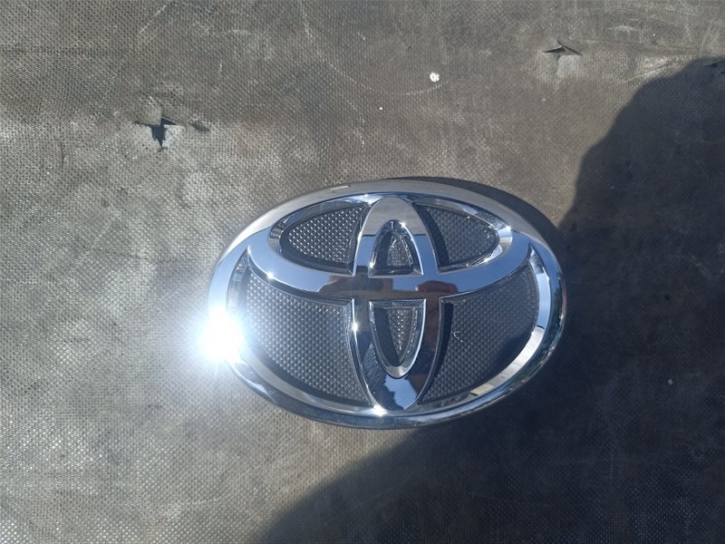 Лейба TOYOTA YARIS CROSS MXPB10 передняя (б/у)