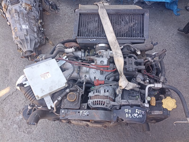 Двигатель SUBARU FORESTER SF5 EJ205 A813616 (б/у)