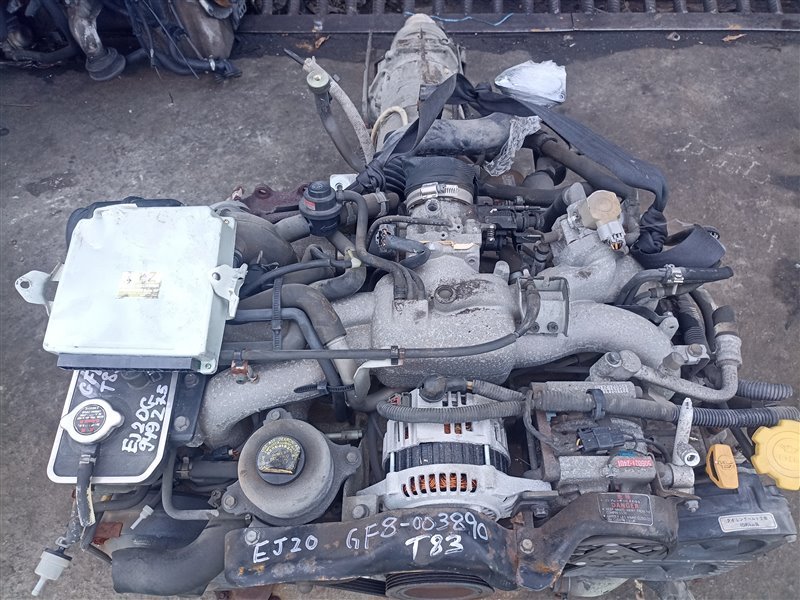 Двигатель SUBARU IMPREZA GF8 EJ20G 949275 (б/у)