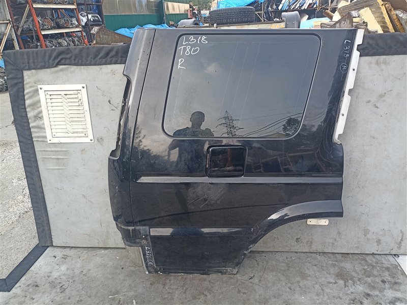 Крыло LAND ROVER DISCOVERY II L318 заднее правое (б/у)