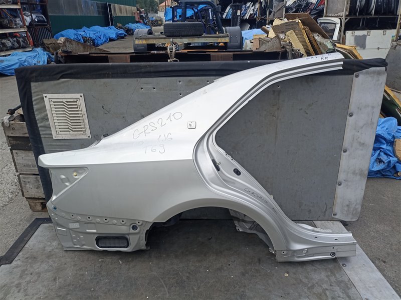 Крыло TOYOTA CROWN AWS210 заднее правое (б/у)