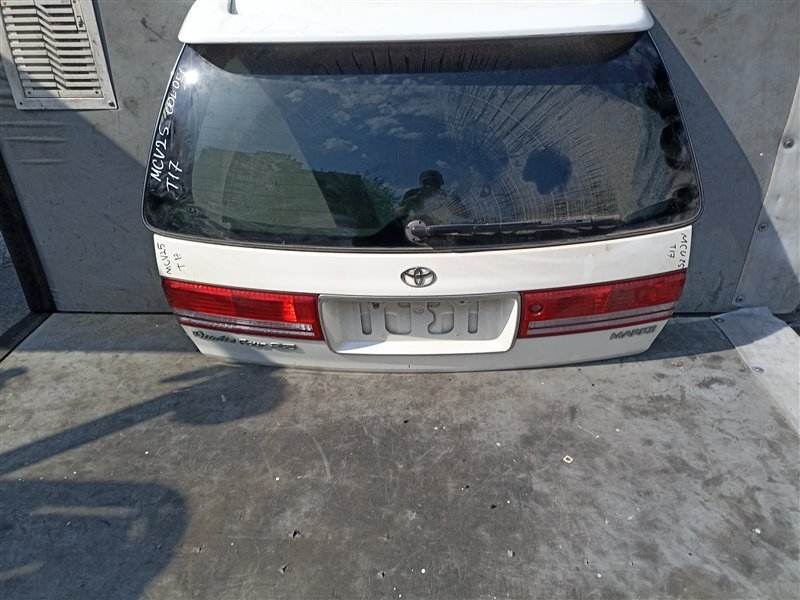 Дверь 5-я TOYOTA MARK II QUALIS MCV20 (б/у)
