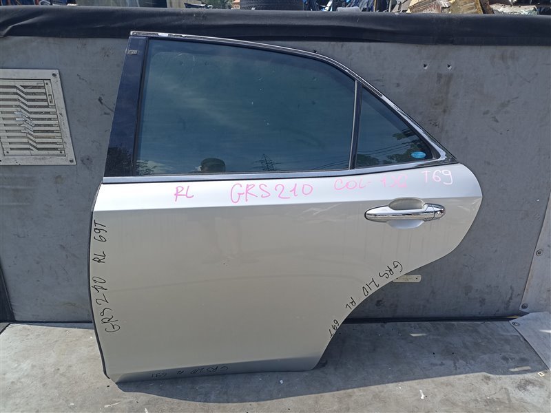 Дверь TOYOTA CROWN AWS210 задняя левая (б/у)
