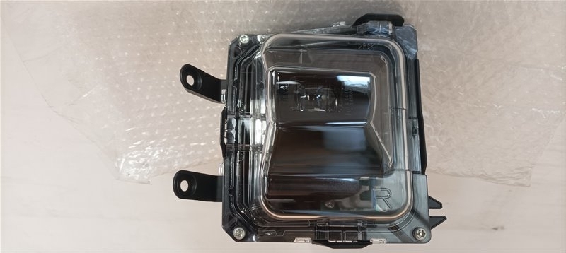 Туманка LEXUS NX350 TAZA25 T24A-FTS правая (б/у)