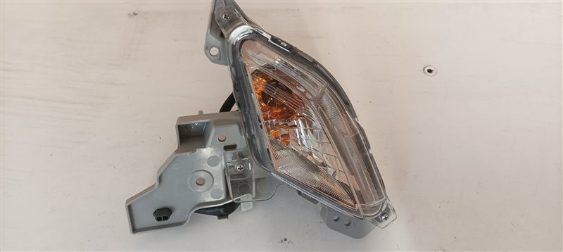 Поворотник MAZDA CX-3 DK8AW правый (б/у)