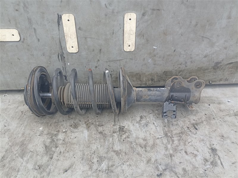 Стойка NISSAN RASHEEN RFNB14 GA15DE передняя левая (б/у)