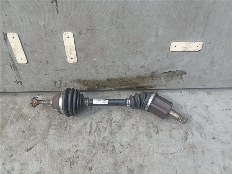 Привод VOLKSWAGEN POLO 9N3 BTS передний левый (б/у)