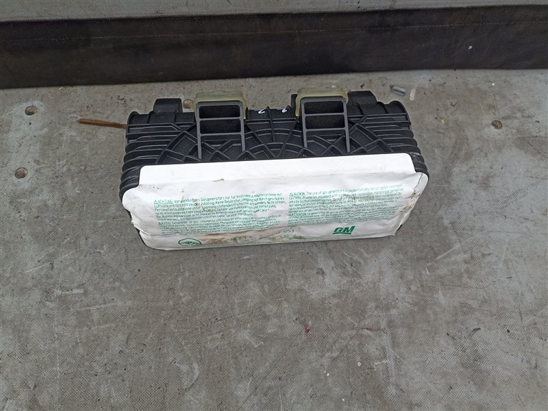 Airbag пассажирский SUBARU TRAVIQ XM182 (б/у)