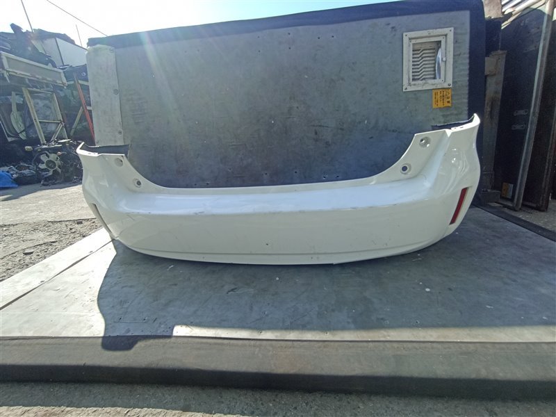 Бампер TOYOTA PRIUS ALPHA ZVW40 задний (б/у)