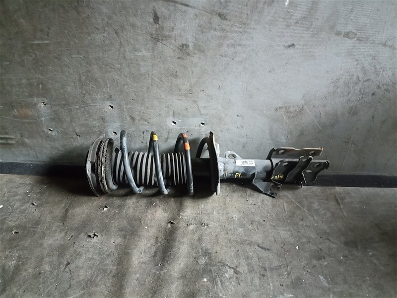 Стойка NISSAN SERENA HFC26 MR20DD передняя левая (б/у)