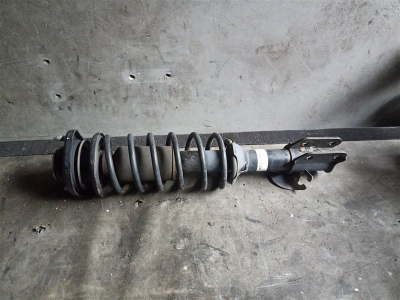 Стойка MITSUBISHI TOPPO BJ H42A 3G83 передняя левая (б/у)