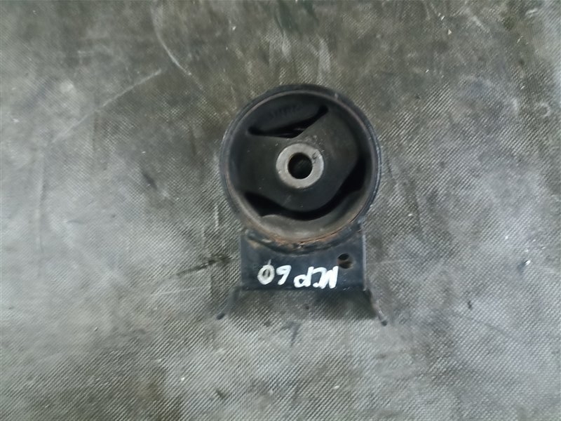 Подушка двигателя TOYOTA IST NCP60 2NZ-FE левая (б/у)