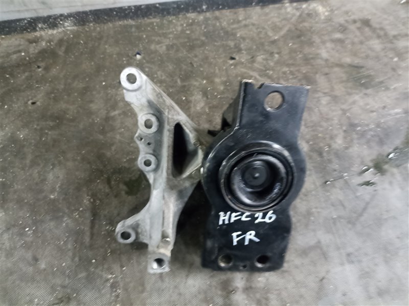 Подушка двигателя NISSAN SERENA HFC26 MR20DD правая (б/у)