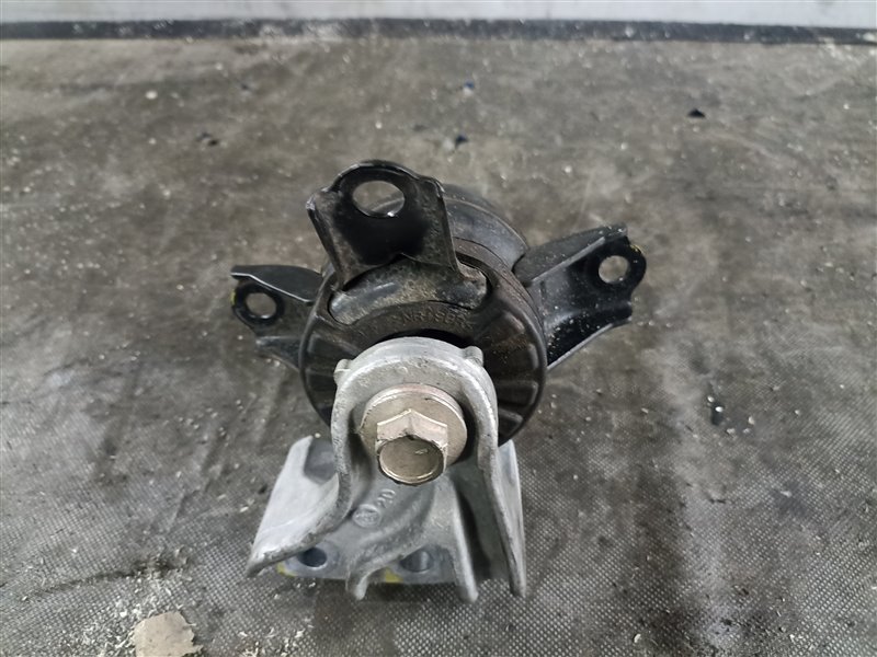 Подушка двигателя TOYOTA PASSO KGC10 1KR-FE правая (б/у)