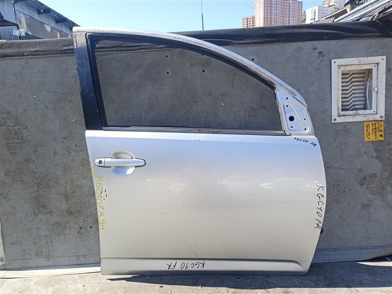 Дверь TOYOTA PASSO KGC10 передняя правая (б/у)