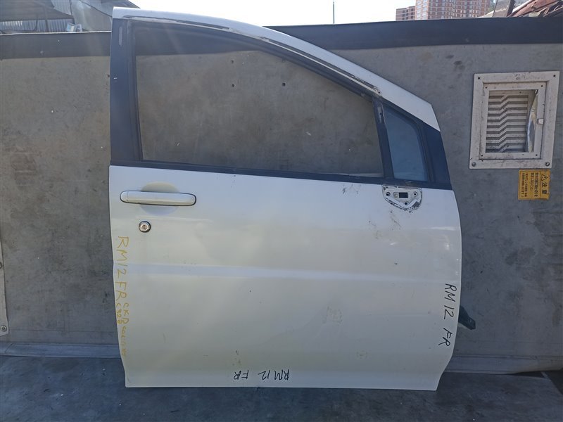 Дверь NISSAN LIBERTY RM12 передняя правая (б/у)