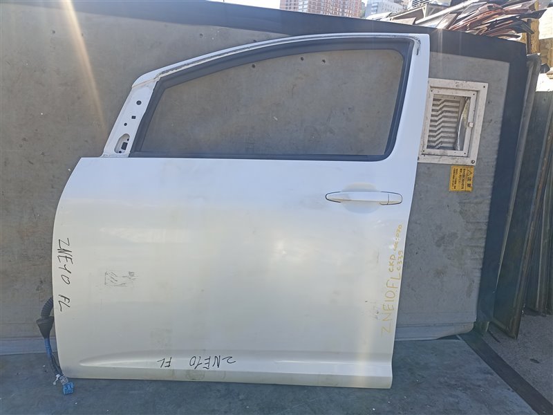 Дверь TOYOTA WISH ZNE10 передняя левая (б/у)