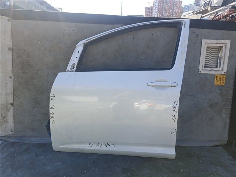 Дверь TOYOTA WISH ZNE10 передняя левая (б/у)