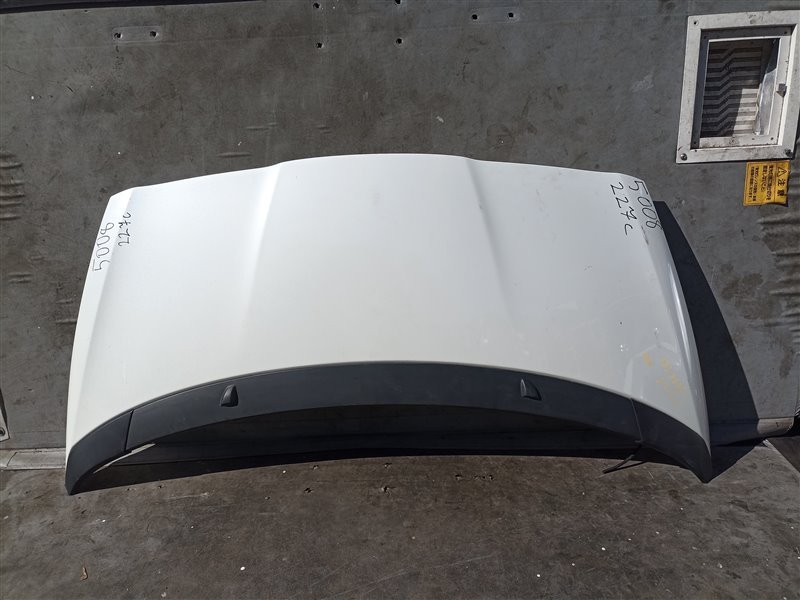 Капот PEUGEOT 5008 T8 (б/у) Капот PEUGEOT 5008 T8 (б/у)