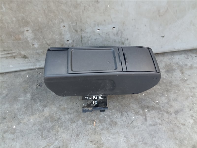 Бардачок между сиденьями TOYOTA WISH ZNE10 (б/у)