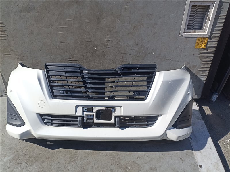 Бампер TOYOTA ROOMY M900A передний (б/у)