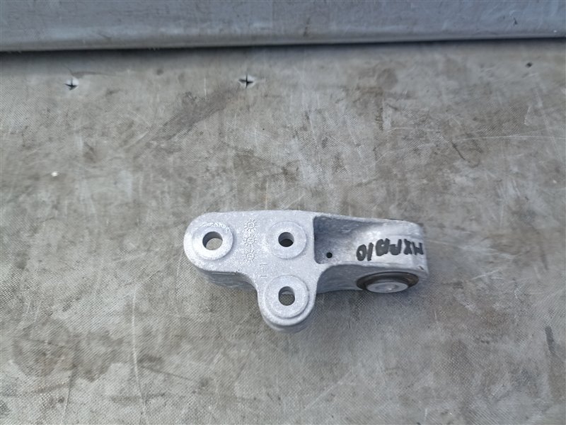 Подушка двигателя TOYOTA YARIS CROSS MXPB10 M15A-FKS (б/у)