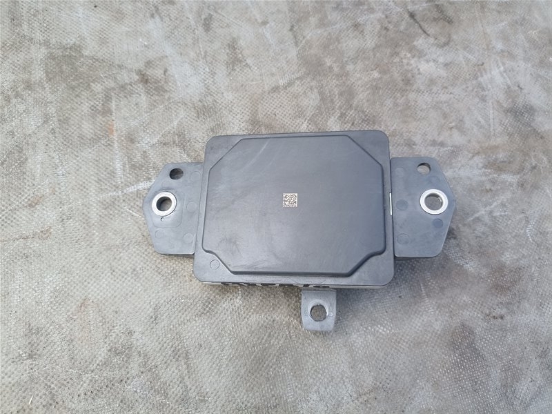Радар-детектор TOYOTA YARIS CROSS MXPB10 (б/у)