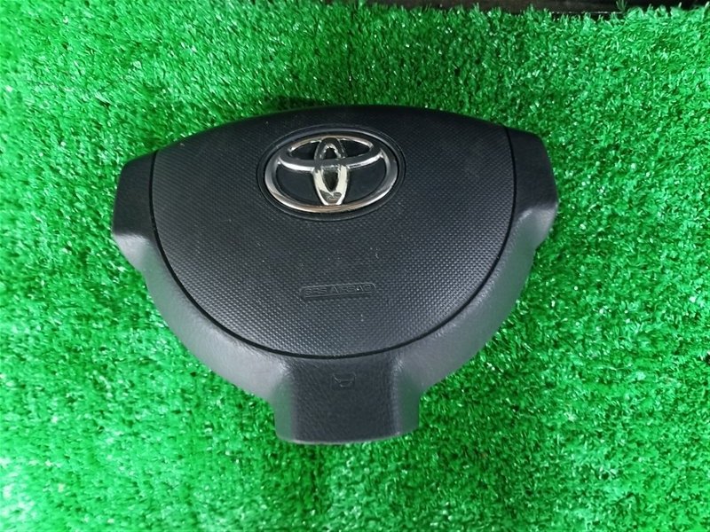 Airbag водительский TOYOTA PASSO KGC10 (б/у)