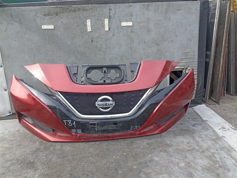 Бампер NISSAN LEAF ZE1 передний (б/у)