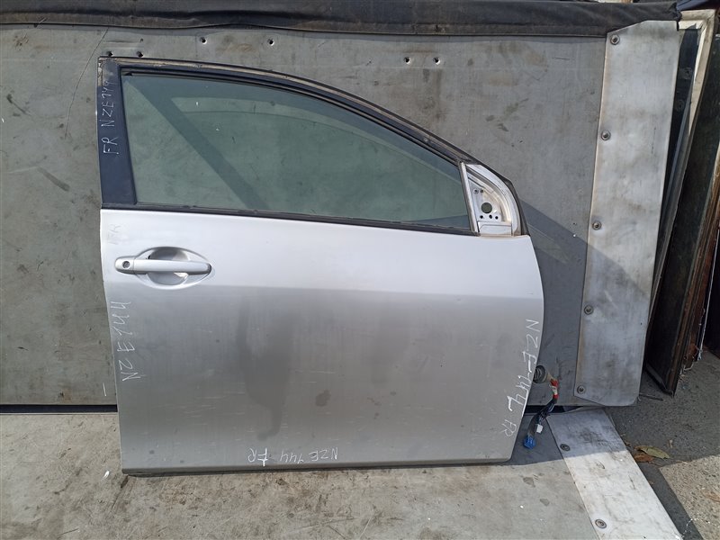 Дверь TOYOTA COROLLA FIELDER NZE141 передняя правая (б/у)