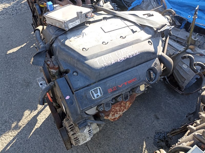 Двигатель HONDA INSPIRE UA5 J32A 1301222 (б/у)