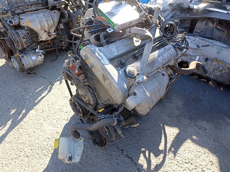 Двигатель MAZDA FAMILIA BHA8P BP-ZE 205353 (б/у)