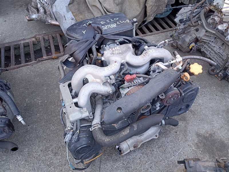 Двигатель SUBARU EXIGA YA4 EJ204 D530572 (б/у)