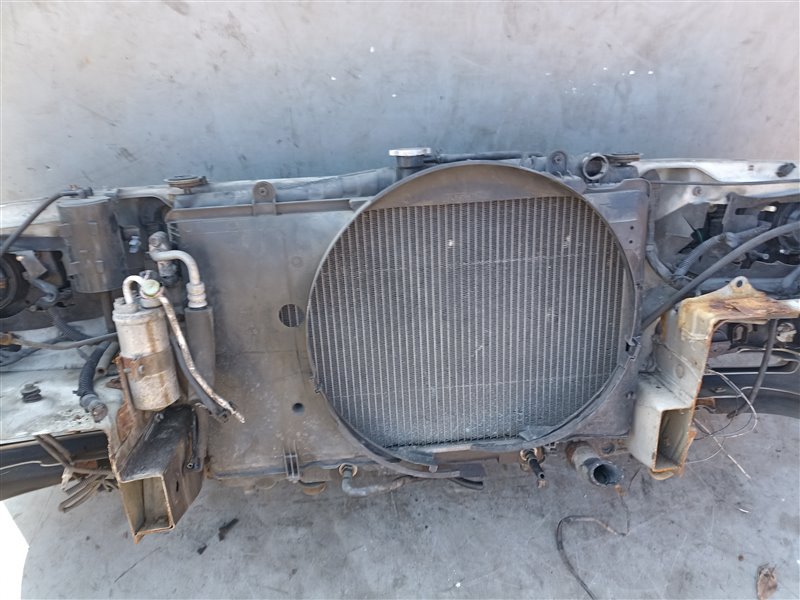 Nose cut NISSAN LAUREL GC35 (б/у) Nose cut NISSAN LAUREL GC35 (б/у)