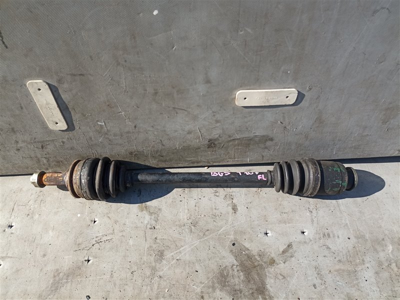 Привод SUBARU LEGACY BG5 EJ20H передний левый (б/у)