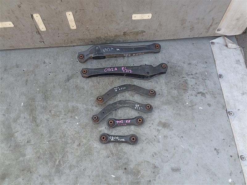 Рычаг MITSUBISHI LANCER CEDIA CS2A 4G15 задний (б/у)