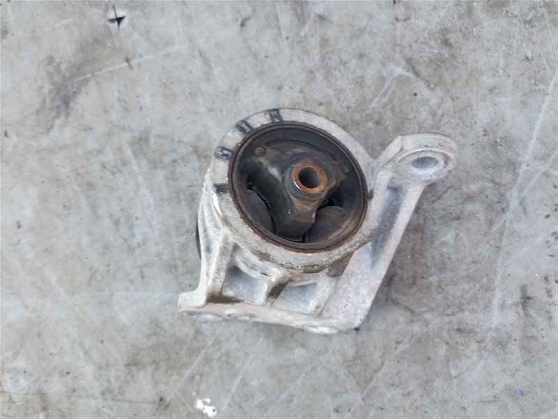 Подушка двигателя MITSUBISHI LANCER CEDIA CS2A 4G15 левая (б/у)