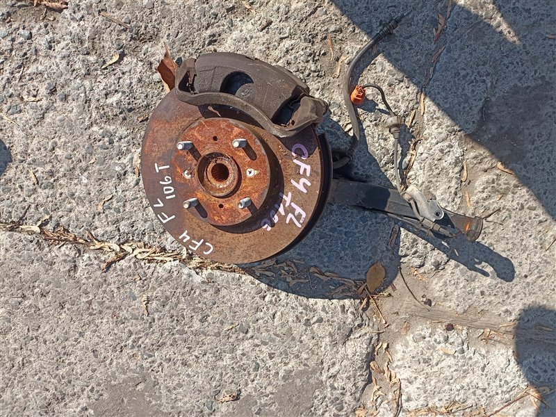 Ступица HONDA ACCORD CF4 F20B передняя левая (б/у)