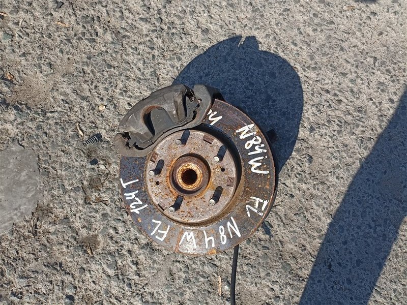 Ступица MITSUBISHI CHARIOT GRANDIS N84W 4G64 передняя левая (б/у)