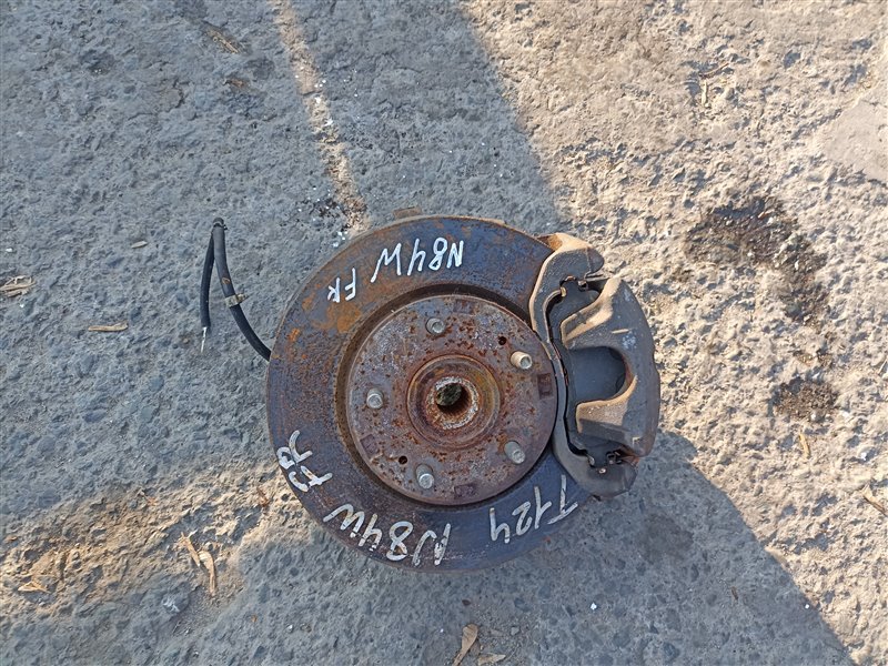 Ступица MITSUBISHI CHARIOT GRANDIS N84W 4G64 передняя правая (б/у)