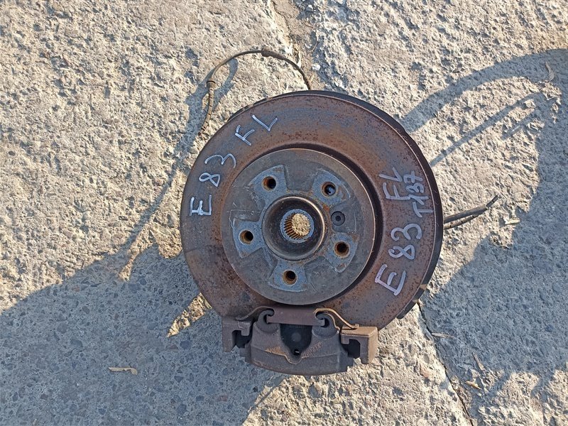 Ступица BMW X3 E83 M54B25 передняя левая (б/у)