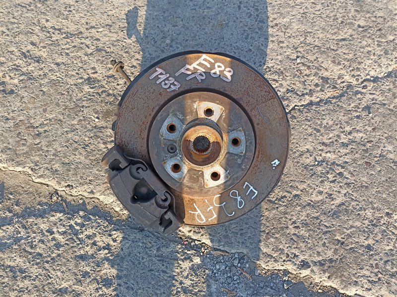 Ступица BMW X3 E83 M54B25 передняя правая (б/у)