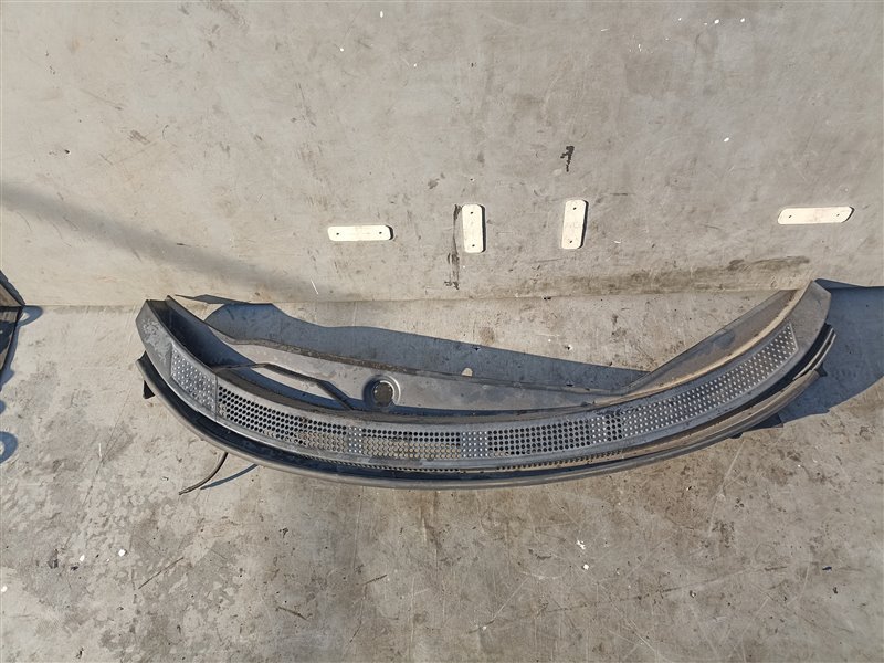 Жабо HONDA CR-Z ZF1 (б/у)