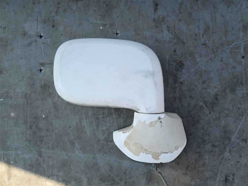 Зеркало NISSAN SERENA PC24 правое (б/у)